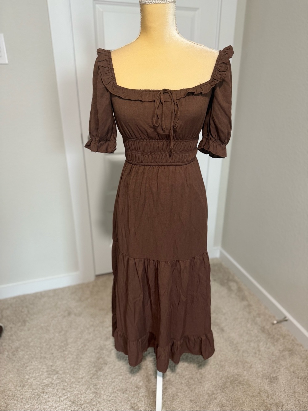 Trixxi Brown Ruffle-Smock Midi Dress NWOT